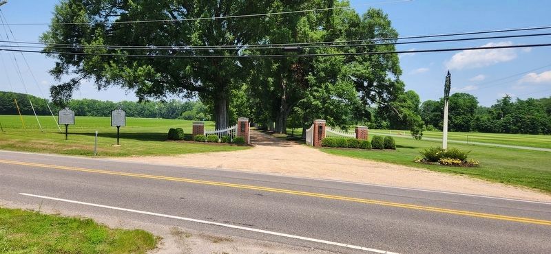 Hewick Marker image. Click for full size.