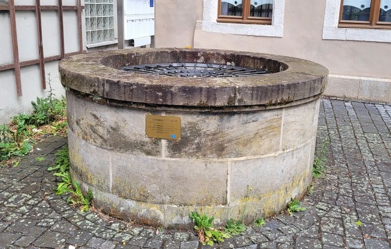 The old water well next to the Brewhouse image. Click for full size.
