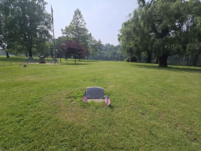 Wide view Tree of Honor Marker image. Click for full size.