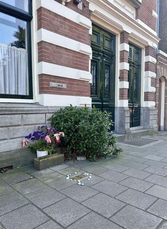 Elisabeth Cats-Speelman stolperstein image. Click for full size.