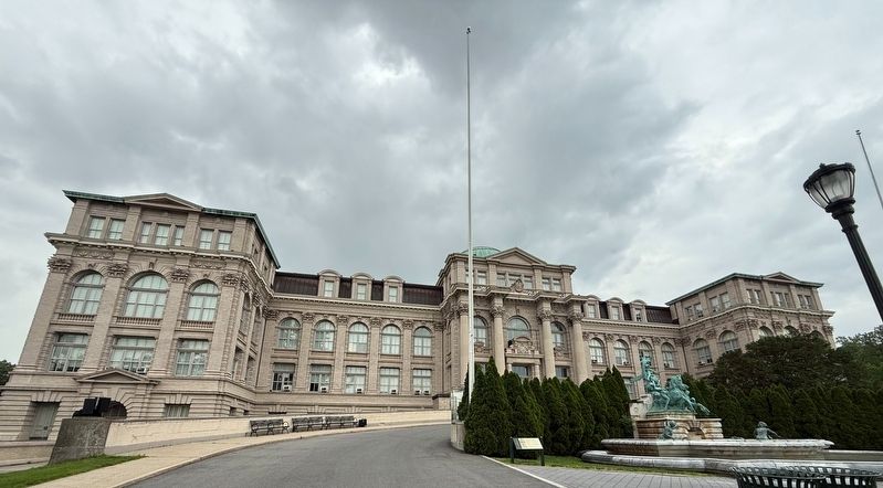 The LuEsther T. Mertz Library Building image. Click for full size.