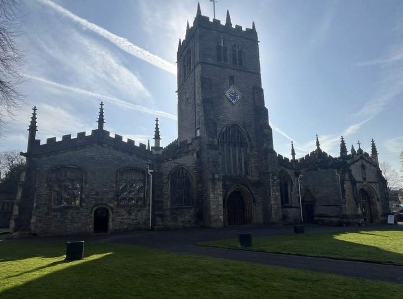 Kendal Holy Trinity Parish Church. Click for full size. Kendal Holy Trinity Parish Church image. Click for full size.