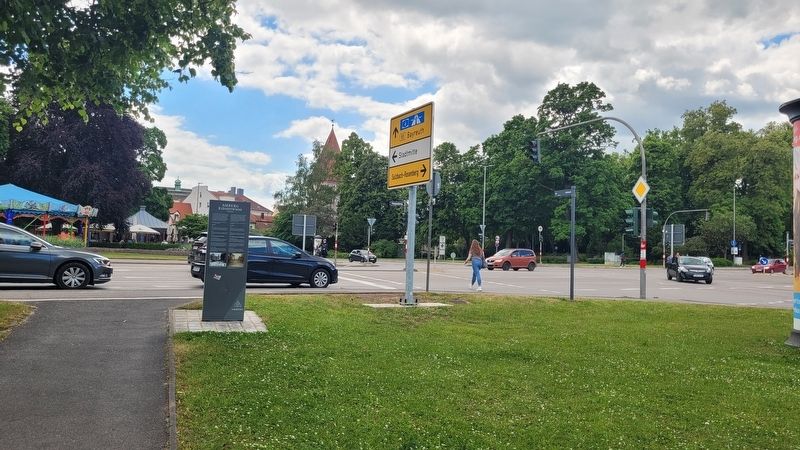 The view of the Herb Meadow Marker along the street next to the intersection. Click for full size. The view of the Herb Meadow Marker along the street next to the intersection image. Click for full size.