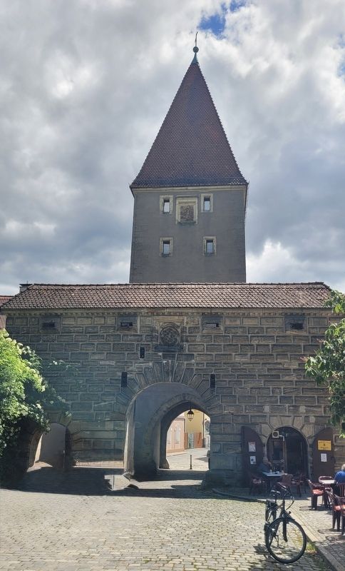 Vils Gate. Click for full size. Vils Gate image. Click for full size.