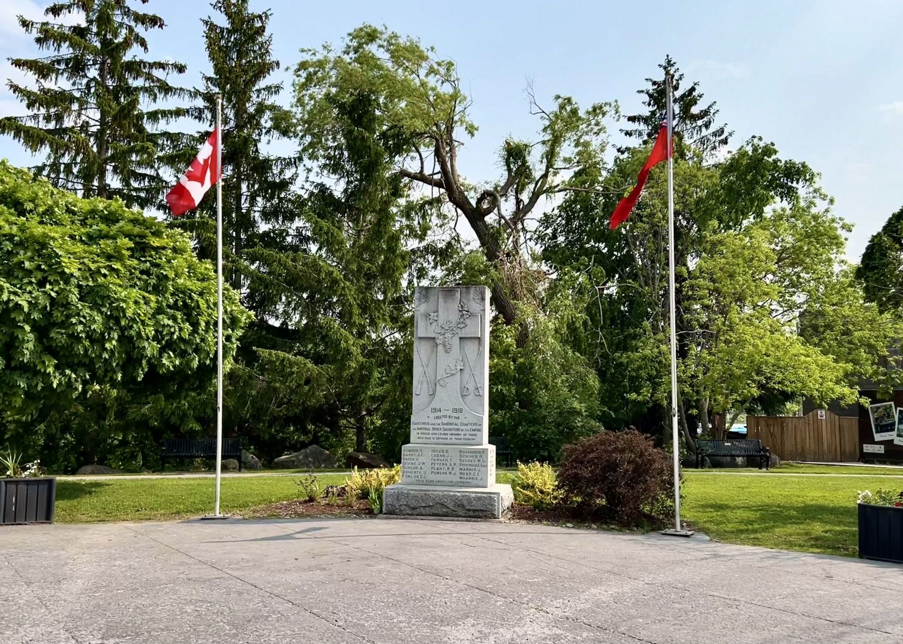 Hastings Cenotaph. Click for full size. Hastings Cenotaph image. Click for full size.