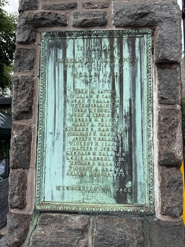 World War I Memorial [left plaque] image. Click for full size.