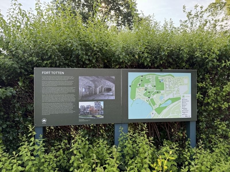 Fort Totten Marker image. Click for full size.