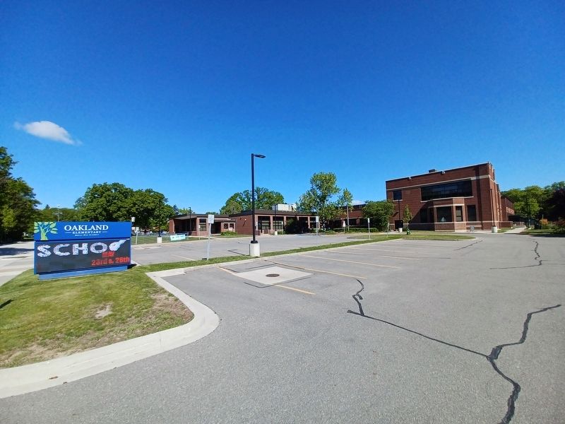 Oakland Elementary School. Click for full size. Oakland Elementary School image. Click for full size.