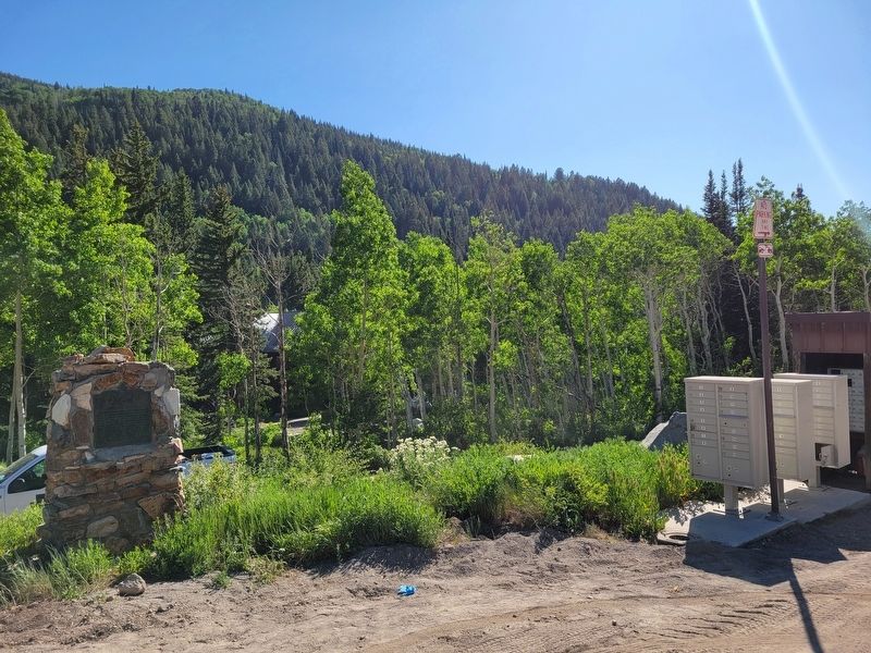 Silver Fork Marker. Click for full size. Silver Fork Marker image. Click for full size.