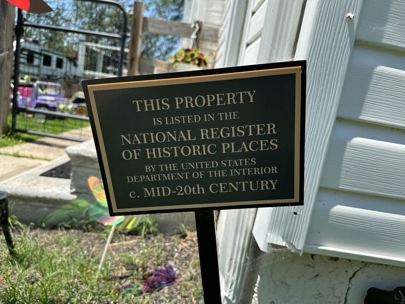 119 South Congress Street Marker. Click for full size. 119 South Congress Street Marker image. Click for full size.