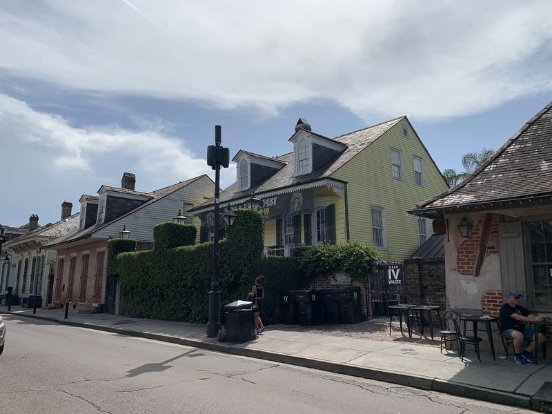 Calle Đ Borbon Marker. Click for full size. Calle Đ Borbon Marker image. Click for full size.