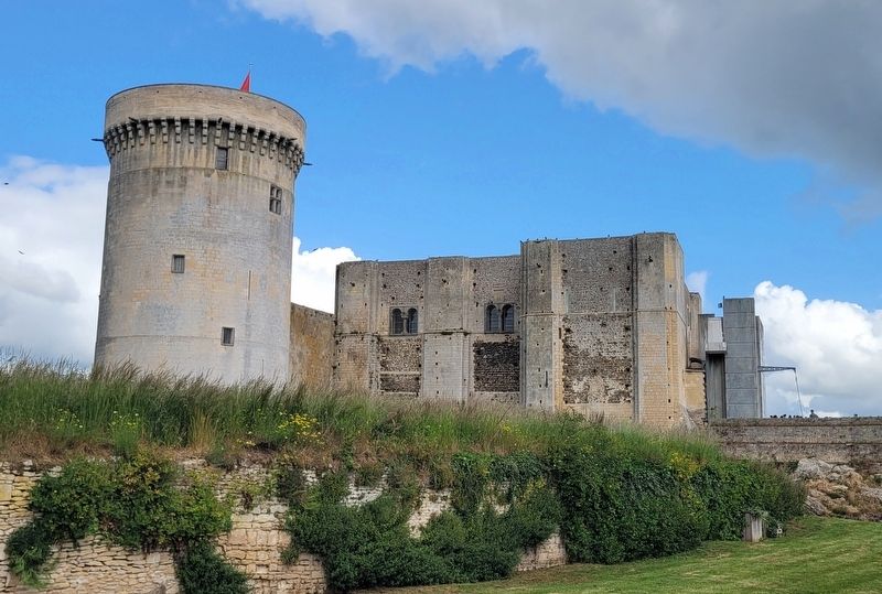 William the Conqueror�s Castle Tower image. Click for full size.