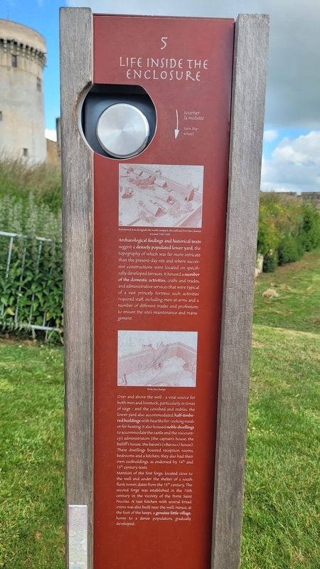 Life Inside the Enclosure Marker - English Text. Click for full size. Life Inside the Enclosure Marker - English Text image. Click for full size.