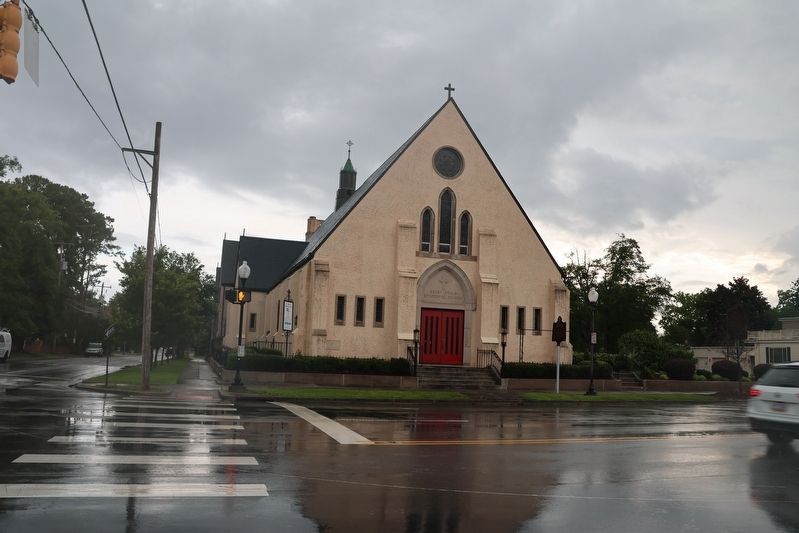 Saint Paul's Episcopal Church and marker. Click for full size. Saint Paul's Episcopal Church and marker image. Click for full size.