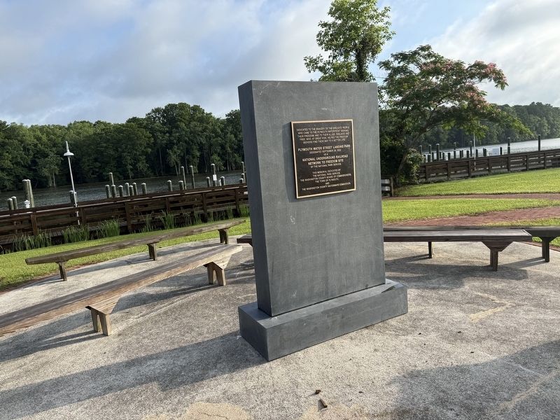 Plymouth Water Street Landing Park Marker. Click for full size. Plymouth Water Street Landing Park Marker image. Click for full size.