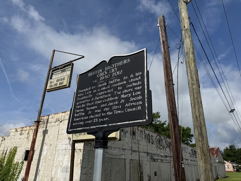 Ruffin Brothers Grocery Marker. Click for full size. Ruffin Brothers Grocery Marker image. Click for full size.