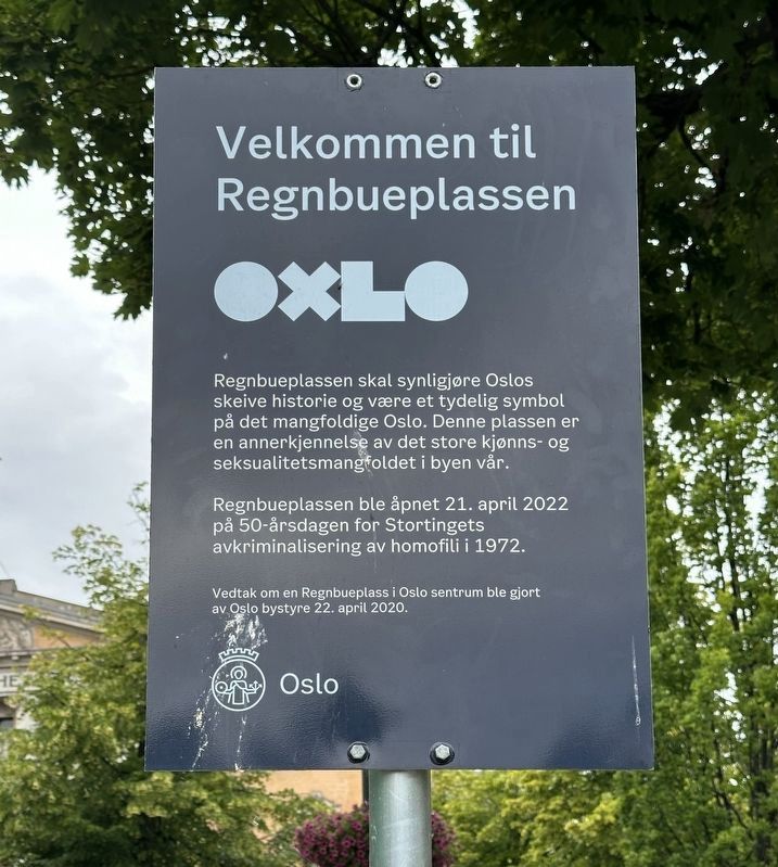 Regnbueplassen / Rainbow Square Marker image. Click for full size.