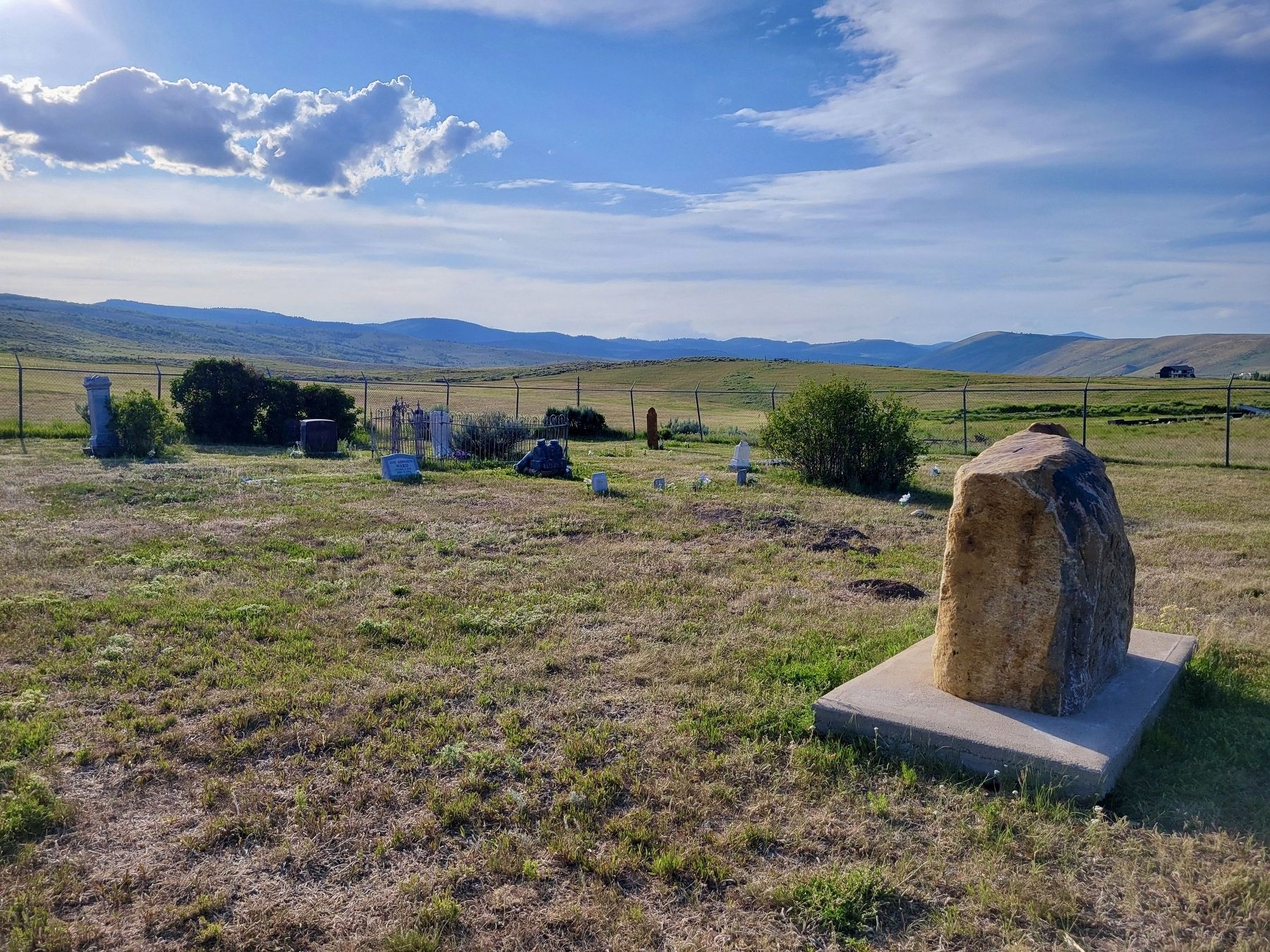 Meadowville Pioneer Cemetery. Click for full size. Meadowville Pioneer Cemetery image. Click for full size.