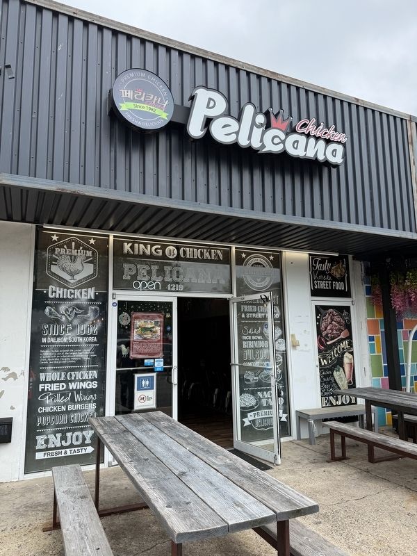 Pelicana Chicken in Annandale, Virginia image. Click for full size.