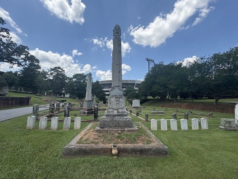 Civil War Unknown Dead Memorial. Click for full size. Civil War Unknown Dead Memorial image. Click for full size.