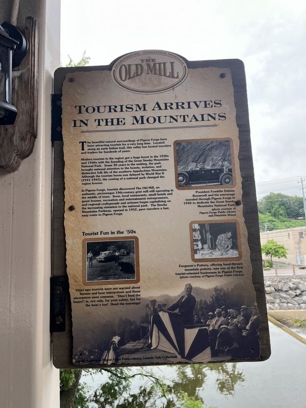 Tourism Arrives in the Mountains Marker image. Click for full size.
