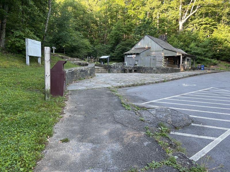 Sharp Top Mountain Trailhead. Click for full size. Sharp Top Mountain Trailhead image. Click for full size.
