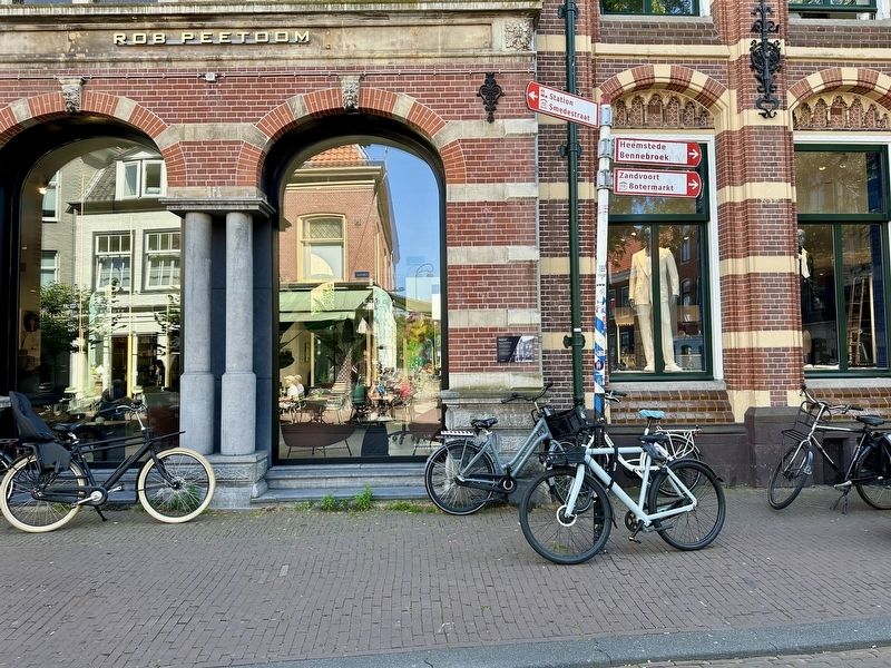 Zijlstraat 76 Marker - wide view image. Click for full size.