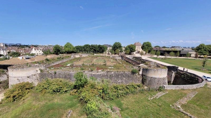 The view of the Donjon and its moat. Click for full size. The view of the Donjon and its moat image. Click for full size.