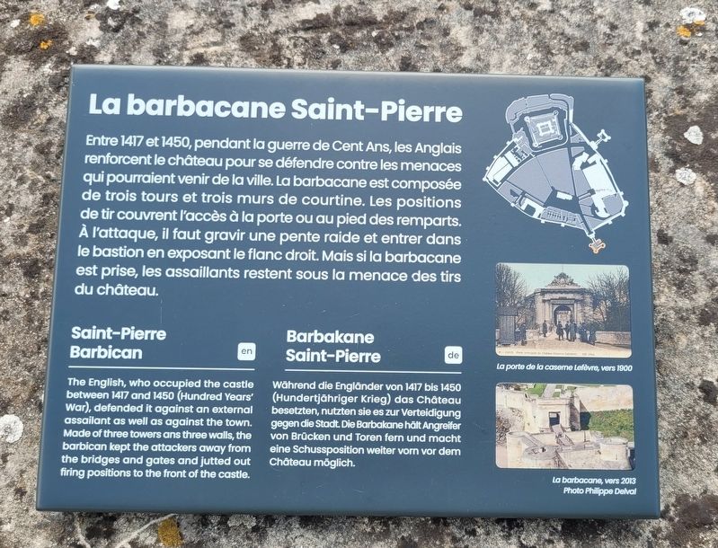 La barbacane Saint-Pierre / Saint-Pierre Barbican Marker. Click for full size. La barbacane Saint-Pierre / Saint-Pierre Barbican Marker image. Click for full size.