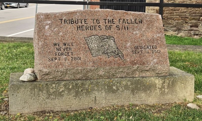 Tribute to the Fallen Heroes of 9/11 Marker image. Click for full size.