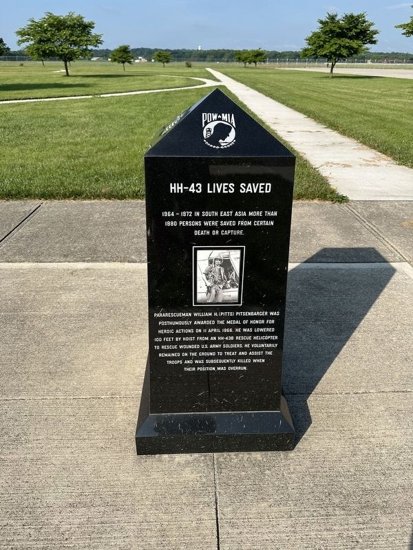 "That Others May Live" Marker - northeastern face image. Click for full size.