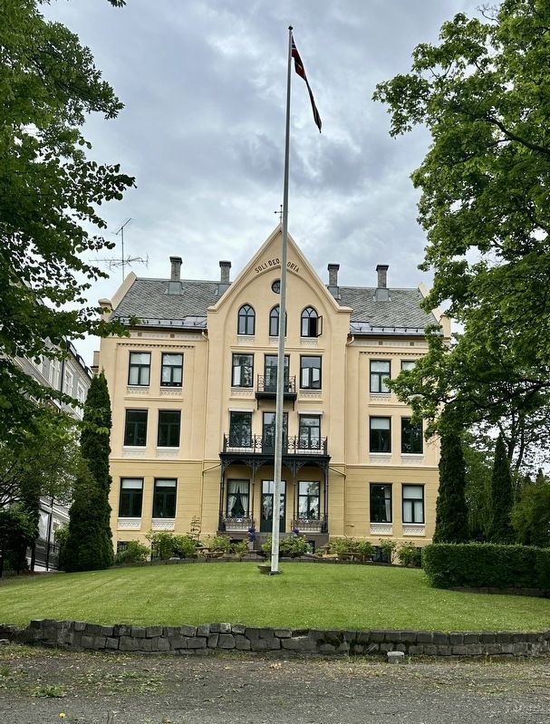 Studenter Hjemmet / Students Home image. Click for full size.