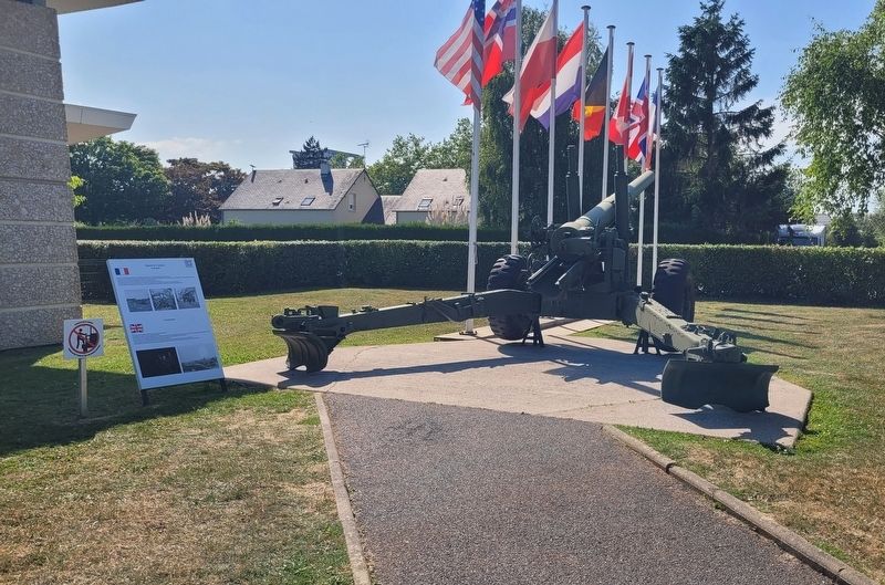 The 5.5 Inch Gun and Marker. Click for full size. The 5.5 Inch Gun and Marker image. Click for full size.