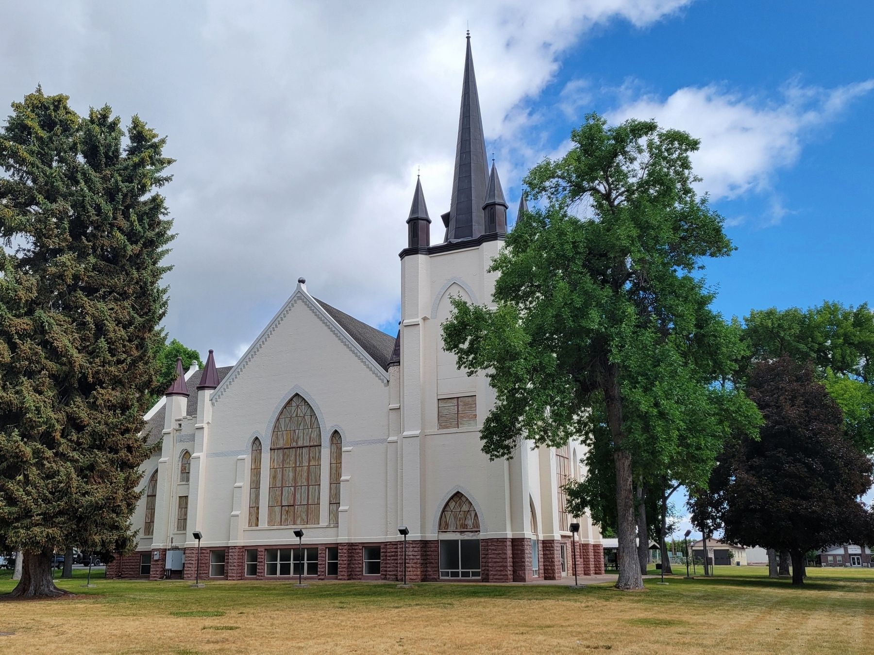 Wellsville Tabernacle Building image. Click for full size.