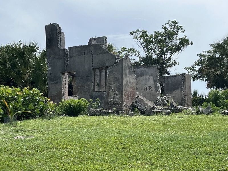 The ruins of Horrs plantation house. Click for full size. The ruins of Horrs plantation house image. Click for full size.