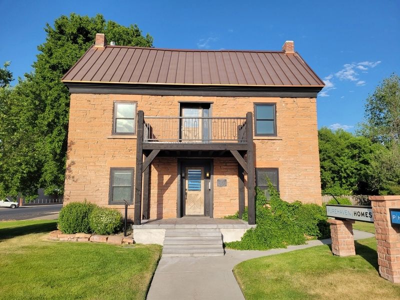 John McDonald & Mary Lucinda Cole Home Building image. Click for full size.