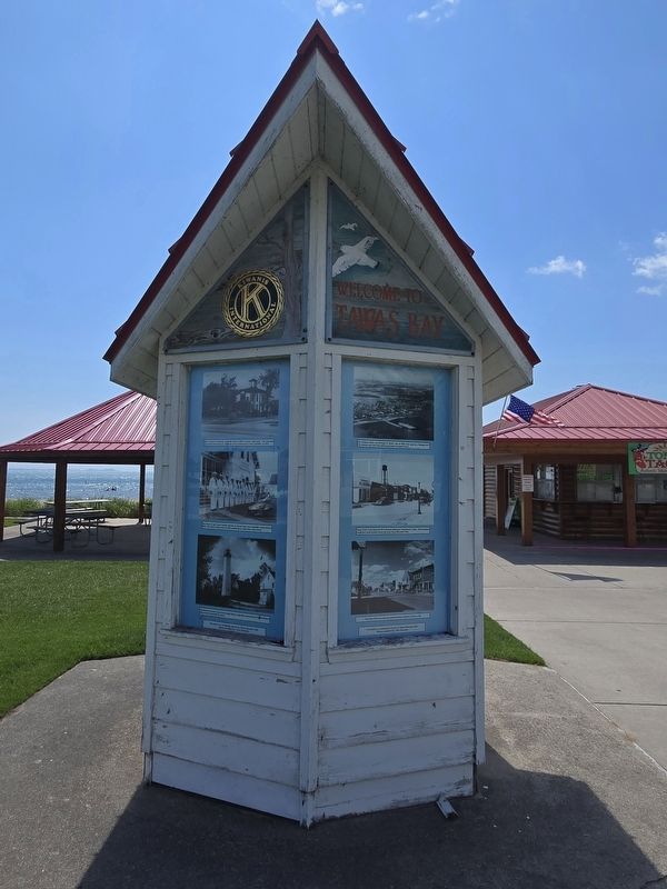 Welcome to Tawas Bay Kiosk at entrance to Shoreline Park. Click for full size. Welcome to Tawas Bay Kiosk at entrance to Shoreline Park image. Click for full size.