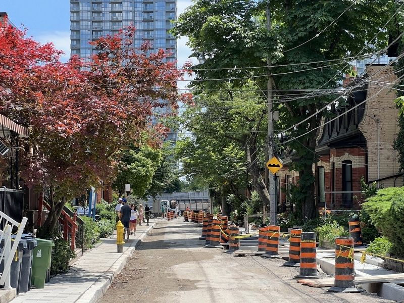 Draper Street in 2025. Click for full size. Draper Street in 2025 image. Click for full size.
