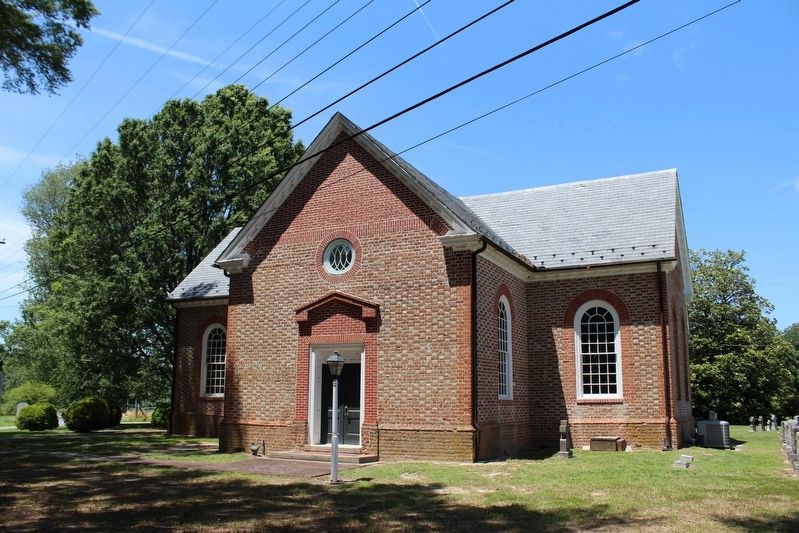 North Farnham Church, Southeast Elevation image. Click for full size.
