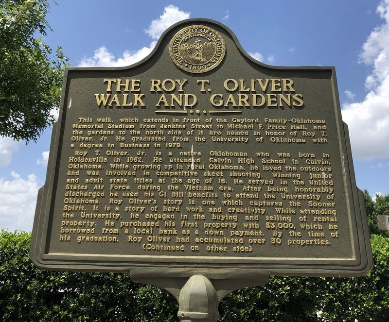 The Roy T. Oliver Walk and Gardens Marker, Side One image. Click for full size.