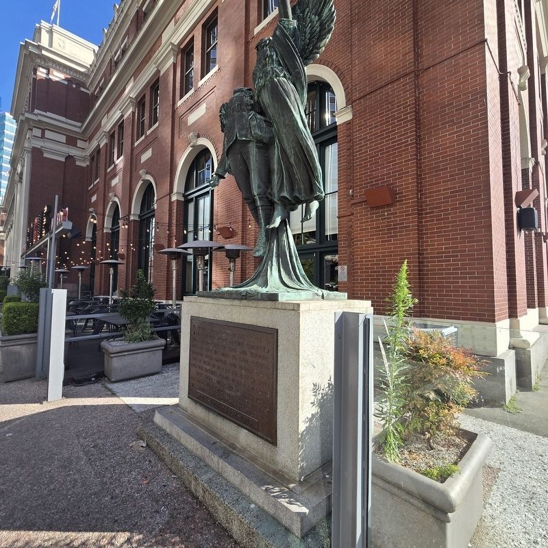 Angel of Victory, CPR Station Bronze War Memorial image. Click for full size.