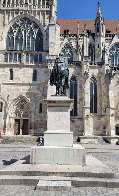The reverse side of the monument to King Ludwig I of Bavaria. Click for full size. The reverse side of the monument to King Ludwig I of Bavaria image. Click for full size.