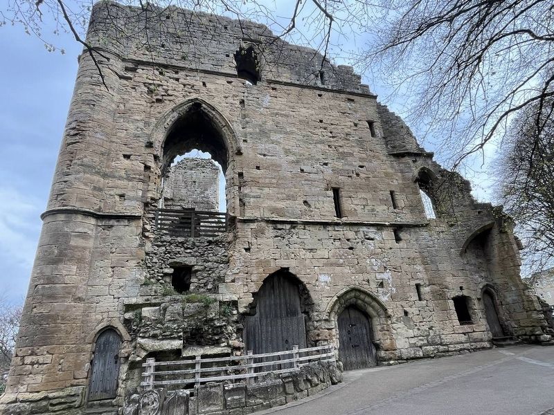 Knaresborough Castle. Click for full size. Knaresborough Castle image. Click for full size.