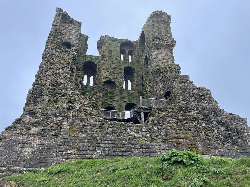Scarborough Castle. Click for full size. Scarborough Castle image. Click for full size.