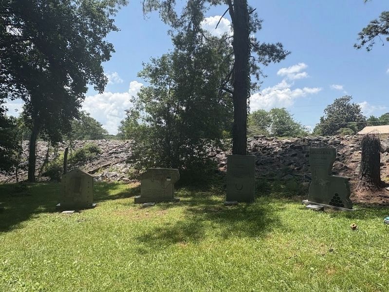 Louisiana Marker (marker is on far right). Click for full size. Louisiana Marker (marker is on far right) image. Click for full size.