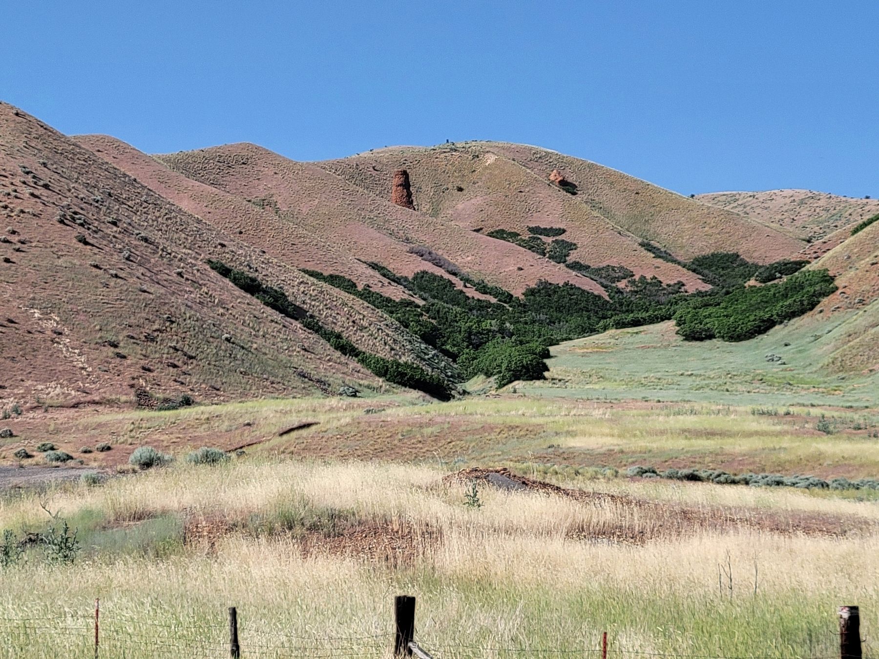 Sentinel Rock. Click for full size. Sentinel Rock image. Click for full size.