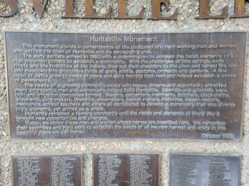 Huntsville Monument Marker. Click for full size. Huntsville Monument Marker image. Click for full size.