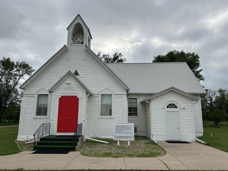 Esmond United Methodist Church & Marker image. Click for full size.