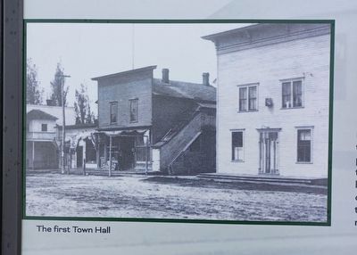 First Town Halls in Lewiston Marker � left image image. Click for full size.