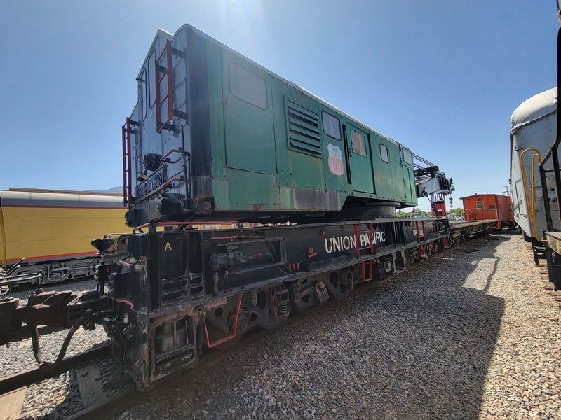 Union Pacific Wrecking Derrick #X-250 image. Click for full size.